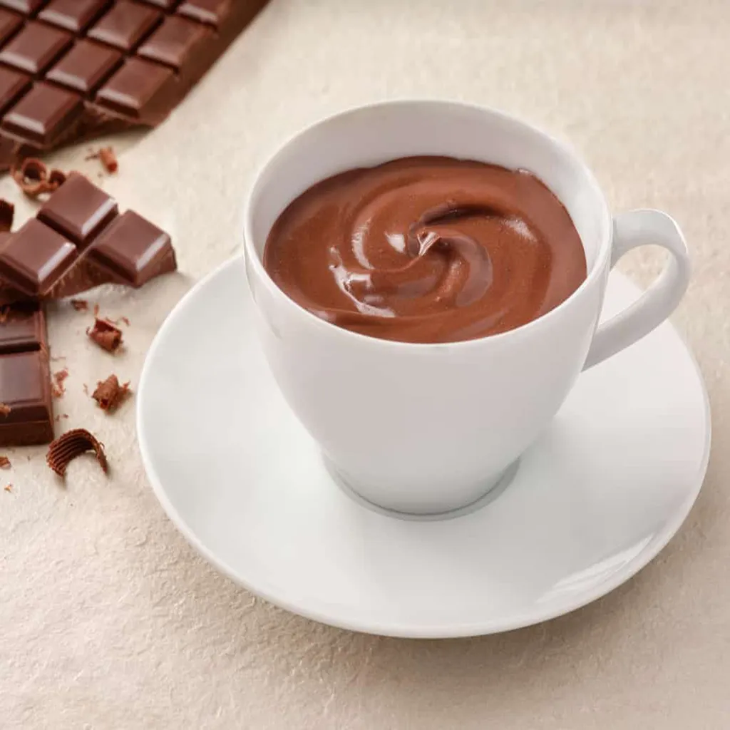 خرید پودر هات چاکلت با کیفیت بونورا برای تهیه یک نوشیدنی شکلاتی خوش‌طعم
